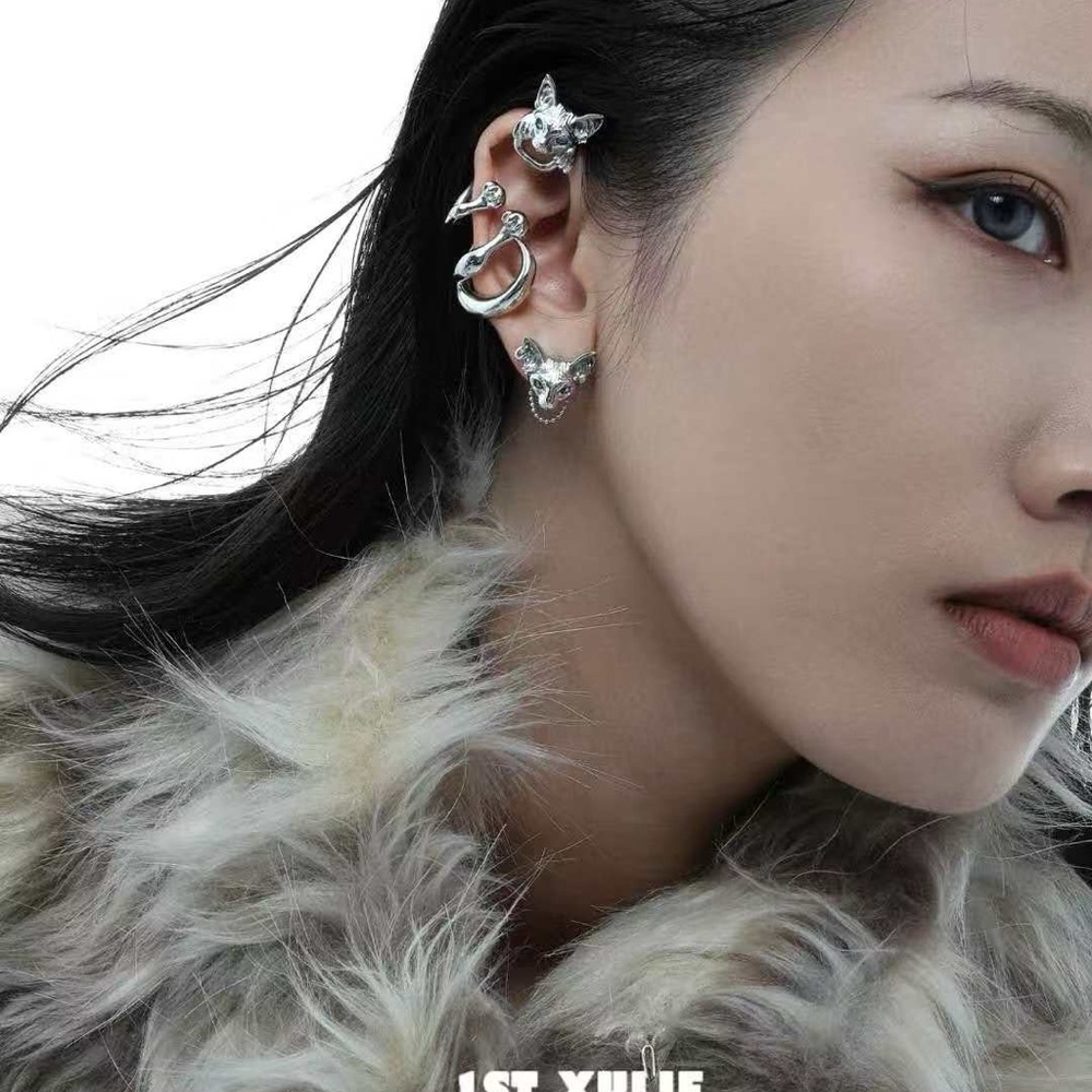 Silver Fox Motif Ear Cuff Set - Women’s Silver Earrings